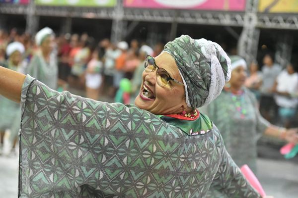 Ensaio técnico da Escola de Samba Unidos de Jucutuquara  por Fernando Madeira
