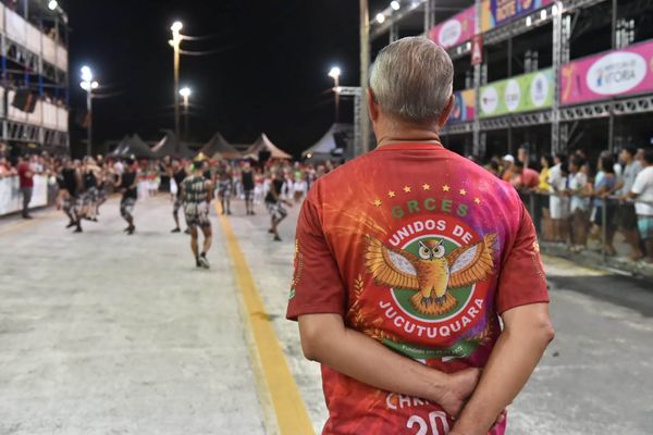 Ensaio técnico da Escola de Samba Unidos de Jucutuquara  por Fernando Madeira