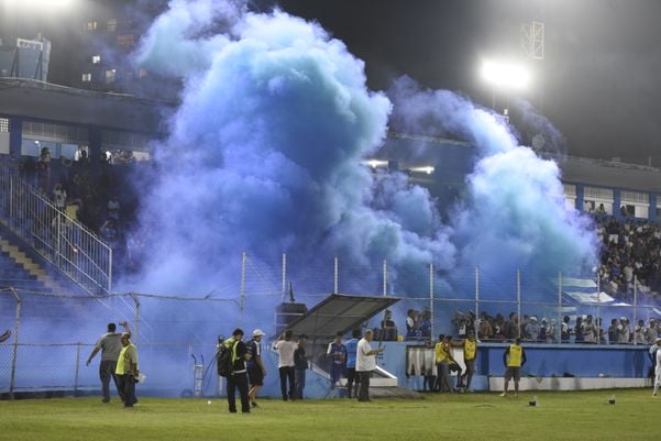 Data: 07/01/2020 - ES - Vitória - Vitória vence o CSA por 2X1 no Estádio Salvador Costa. Na foto, o gol do CSA
