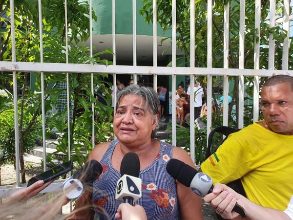 Lenir Reis, costureira; ela tem uma filha matriculada na mesma escola em que Alice estudava. Crédito: Larissa Avilez