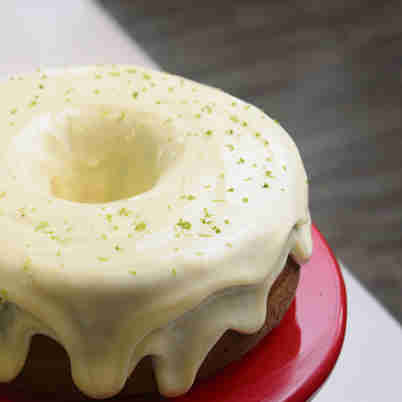 Imagem - Bolo de iogurte com limão: confira a receita da chef Patrícia Pinho