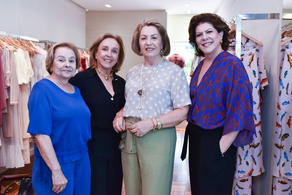 Rachel Paiva. Tania Biccas, Regina Tommasi e Regina Silvares. Crédito: Mônica Zorzanelli