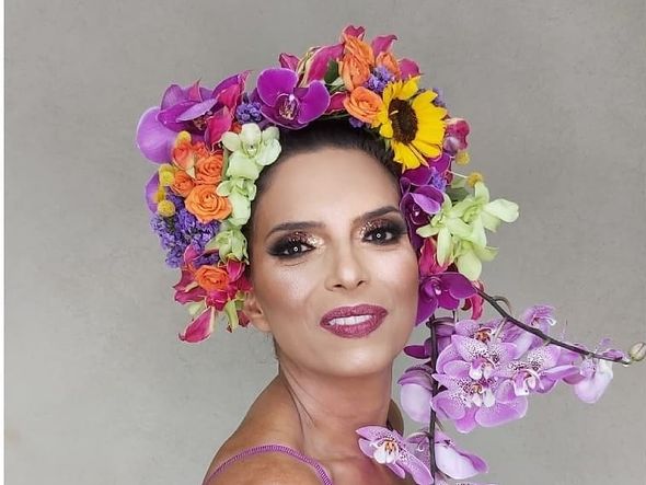 Make de carnaval feita pela maquiadora Jah Amorim por Divulgação