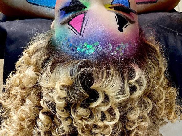 Make de carnaval feita pela maquiadora Jess Vieira por Divulgação