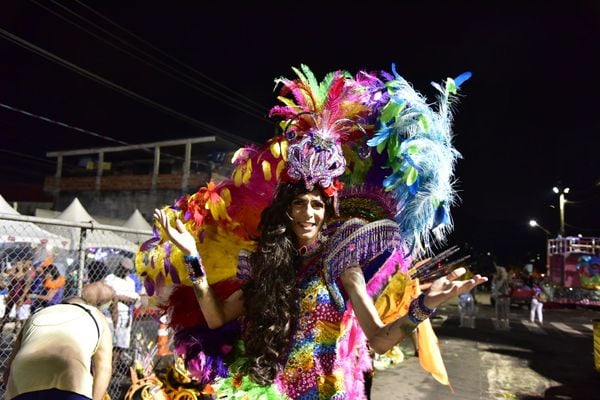 Sinal verde para o Carnaval de Vitória: bastidores da Pega no Samba e clima de festa no Sambão do Povo por Rodrigo Gavini