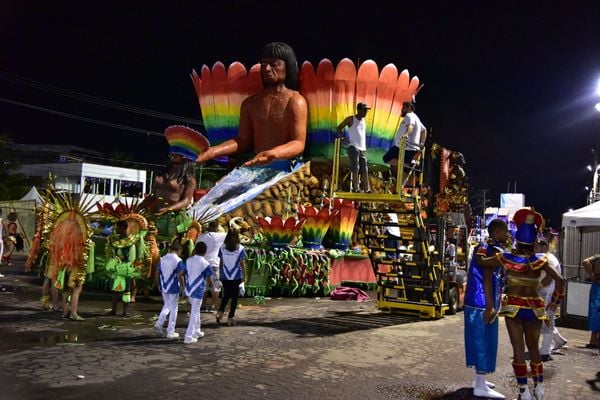 Sinal verde para o Carnaval de Vitória: bastidores da Pega no Samba e clima de festa no Sambão do Povo por Rodrigo Gavini