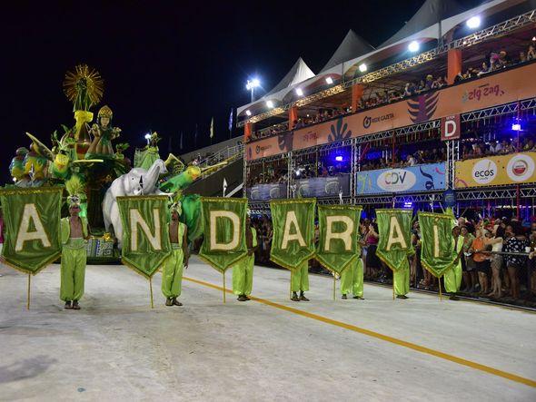 Verde e rosa capixaba, Andaraí exalta a cachaça, símbolo da cultura brasileira por Rodrigo Gavini