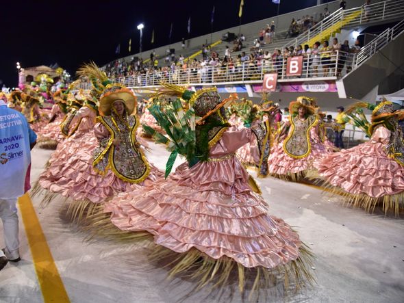 Verde e rosa capixaba, Andaraí exalta a cachaça, símbolo da cultura brasileira por Rodrigo Gavini