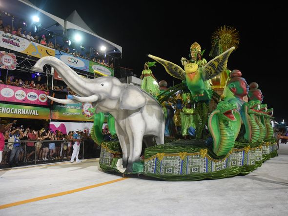 Verde e rosa capixaba, Andaraí exalta a cachaça, símbolo da cultura brasileira por Ricardo Medeiros