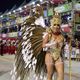 Unidos de Barreiros contagia Sambão do Povo com a magia do tempo