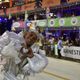 Unidos de Barreiros contagia Sambão do Povo com a magia do tempo