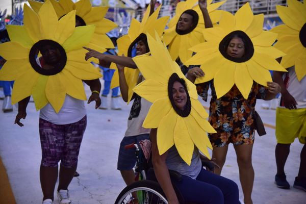 Mocidade da Praia e a diversidade do universo das pessoas com autismo por Rodrigo Gavini
