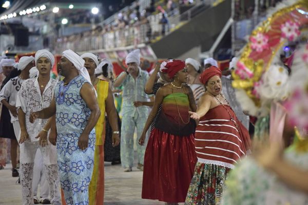 Primeira a entrar na avenida, Pega no Samba aposta no enredo "intolerância jamais" e ainda pede paz por Rodrigo Gavini
