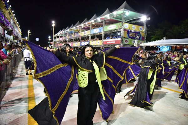 Unidos da Piedade abre desfiles de sábado  - Carnaval 2020 por Rodrigo Gavini