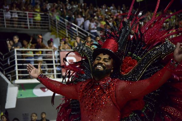 Unidos da Piedade abre desfiles de sábado  - Carnaval 2020 por Rodrigo Gavini
