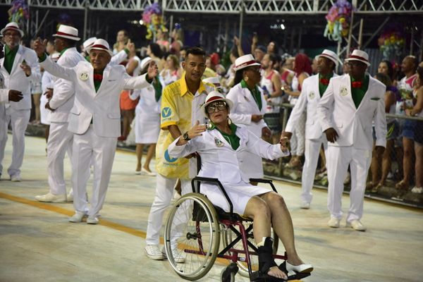 Unidos da Piedade abre desfiles de sábado  - Carnaval 2020 por Rodrigo Gavini