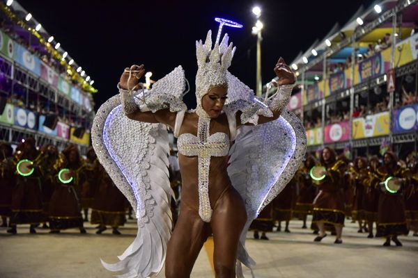 Unidos da Piedade abre desfiles de sábado  - Carnaval 2020 por Rodrigo Gavini