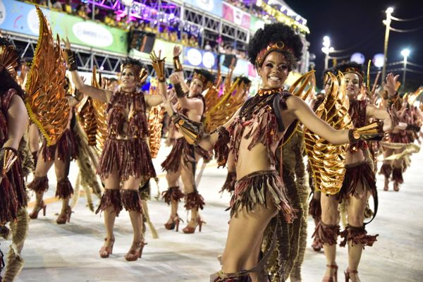 Unidos da Piedade abre desfiles de sábado  - Carnaval 2020 por Rodrigo Gavini