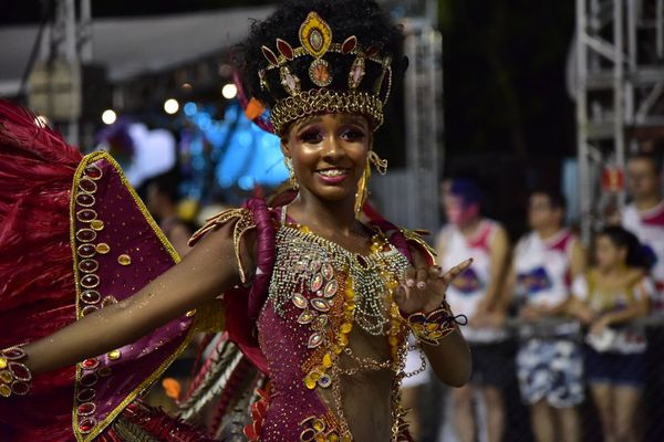 Unidos da Piedade abre desfiles de sábado  - Carnaval 2020 por Rodrigo Gavini