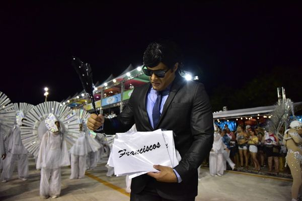 Unidos da Piedade abre desfiles de sábado  - Carnaval 2020 por Rodrigo Gavini