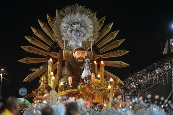 Unidos da Piedade abre o desfile de sábado por Fernando Madeira