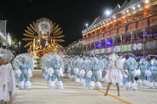 Unidos da Piedade abre o desfile de sábado por Fernando Madeira