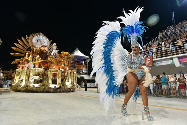 Unidos da Piedade abre o desfile de sábado por Fernando Madeira
