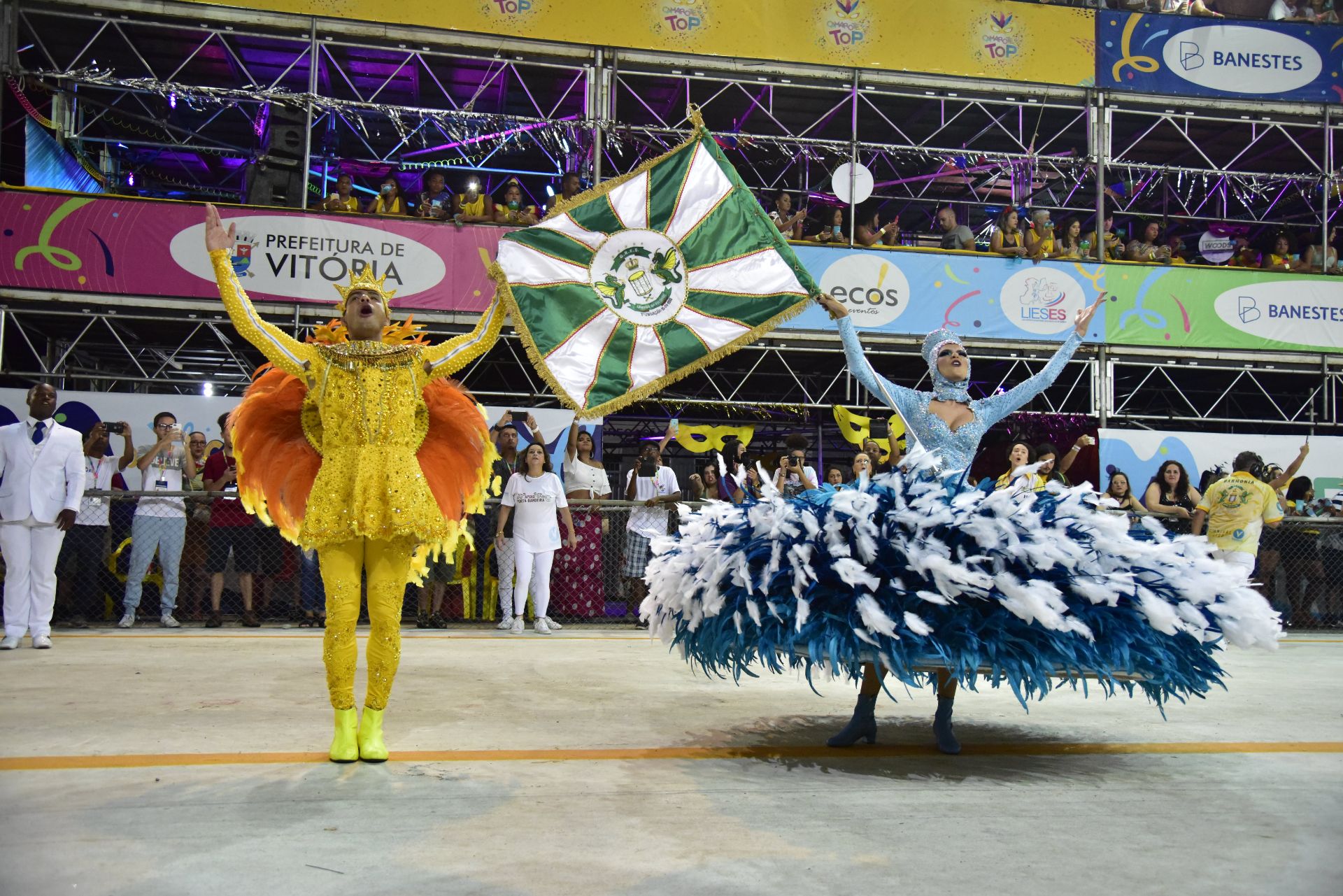 Galeria do Samba - Unidos do Viradouro apresentou seu novo casal de mestre- sala e porta-bandeira
