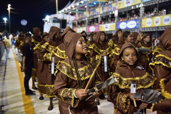 undefined por Rodrigo Gavini