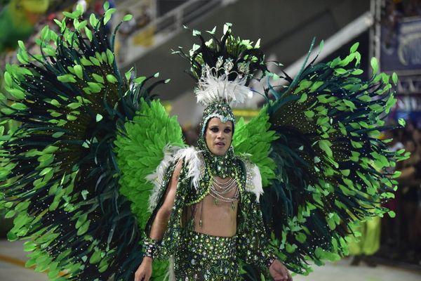 Verde e rosa capixaba, Andaraí exalta a cachaça, símbolo da cultura brasileira por Rodrigo Gavini