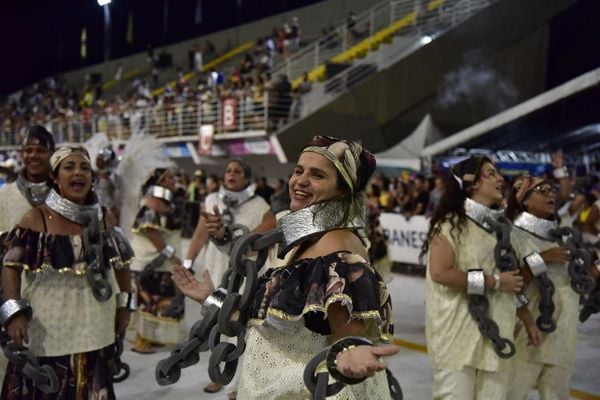 Verde e rosa capixaba, Andaraí exalta a cachaça, símbolo da cultura brasileira por Rodrigo Gavini