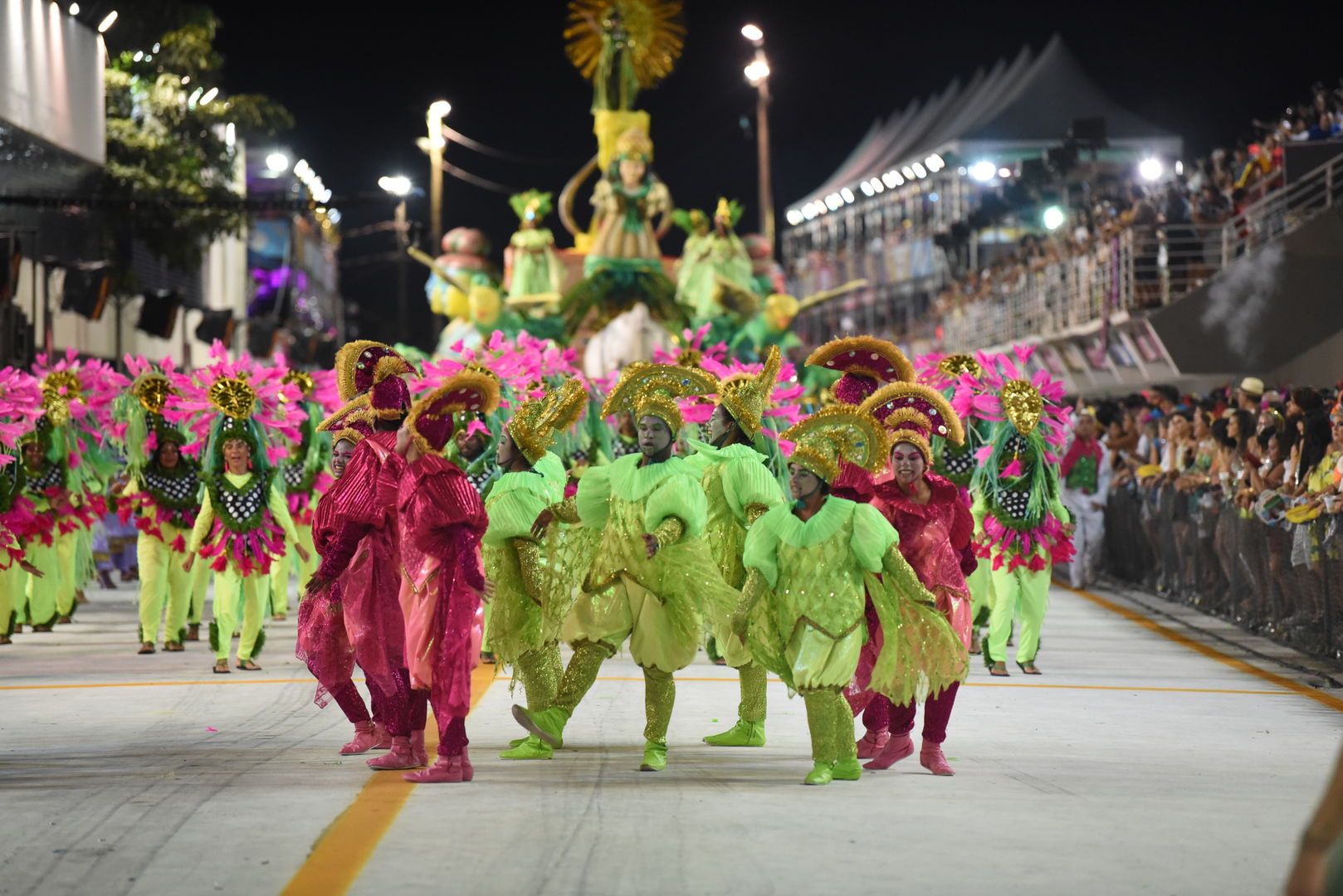 Verde e rosa capixaba, Andaraí exalta a cachaça, símbolo da cultura brasileira