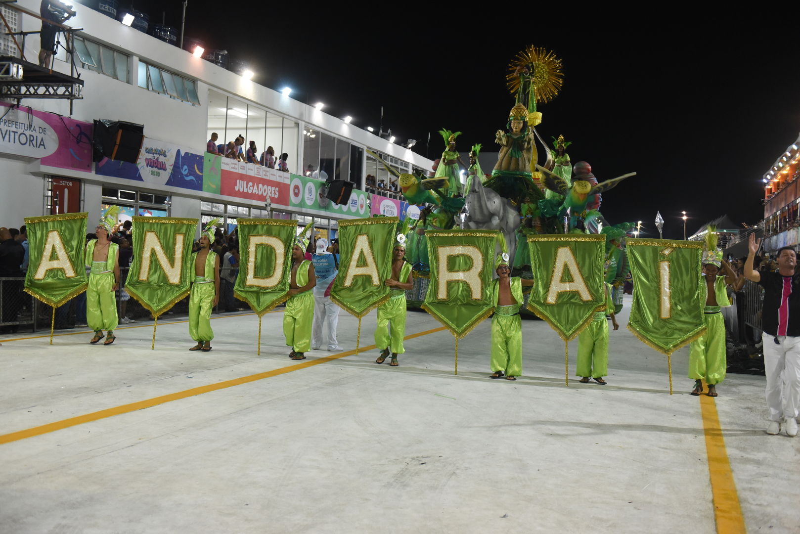 Verde e rosa capixaba, Andaraí exalta a cachaça, símbolo da cultura brasileira