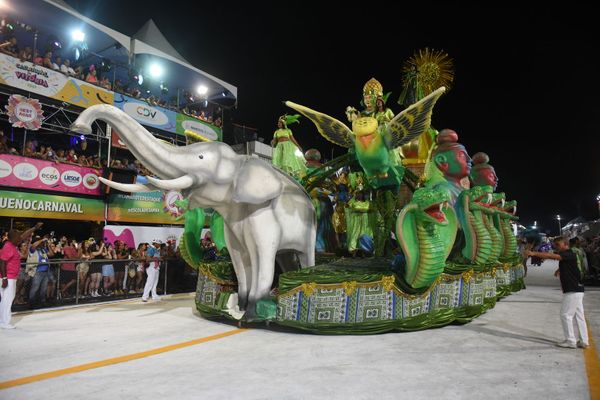 Verde e rosa capixaba, Andaraí exalta a cachaça, símbolo da cultura brasileira por Ricardo Medeiros