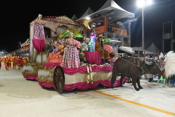Verde e rosa capixaba, Andaraí exalta a cachaça, símbolo da cultura brasileira por Ricardo Medeiros