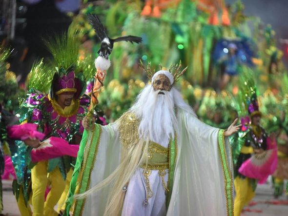 MUG entra na avenida com o enredo "Oby  O Imaculado Santuário das Lendas"  por Fernando Madeira