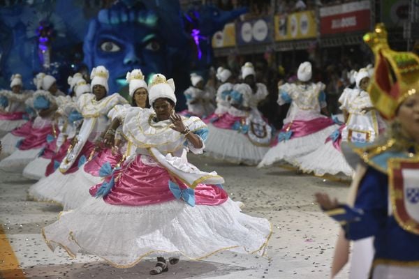 A Imperatriz do Forte foi a sexta escola a desfilar no Sambão do Povo por Vitor Jubini
