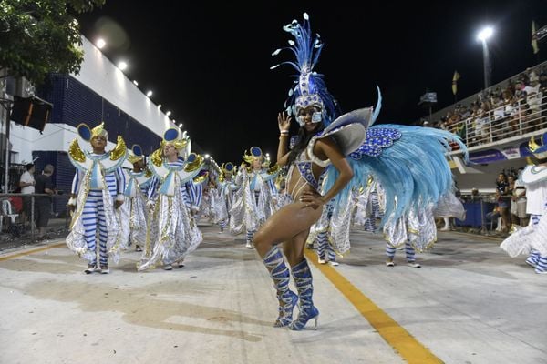 A Imperatriz do Forte foi a sexta escola a desfilar no Sambão do Povo por Vitor Jubini
