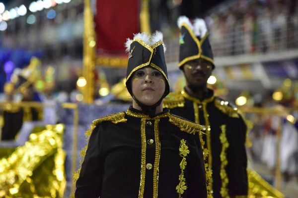 A Imperatriz do Forte foi a sexta escola a desfilar no Sambão do Povo por Rodrigo Gavini