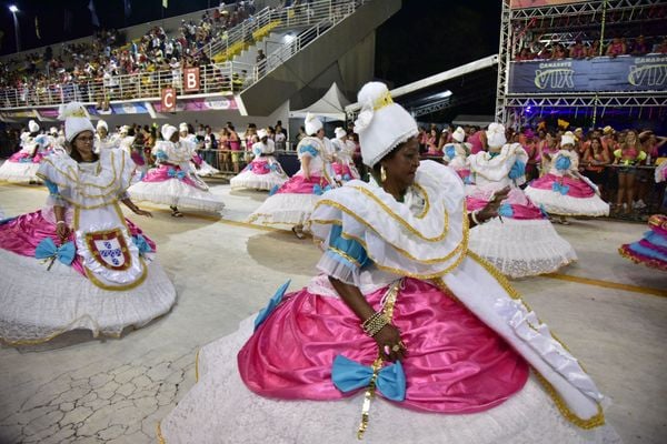 A Imperatriz do Forte foi a sexta escola a desfilar no Sambão do Povo por Rodrigo Gavini