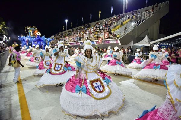 A Imperatriz do Forte foi a sexta escola a desfilar no Sambão do Povo por Rodrigo Gavini