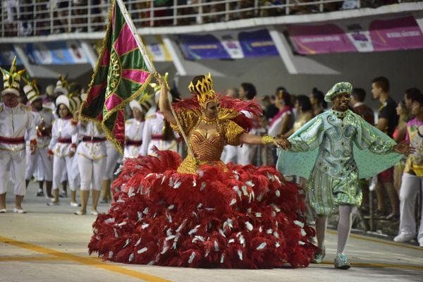 A Imperatriz do Forte foi a sexta escola a desfilar no Sambão do Povo por Rodrigo Gavini