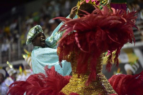 A Imperatriz do Forte foi a sexta escola a desfilar no Sambão do Povo por Rodrigo Gavini