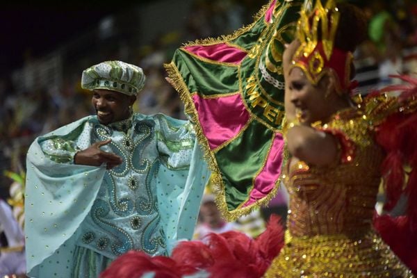 A Imperatriz do Forte foi a sexta escola a desfilar no Sambão do Povo por Rodrigo Gavini