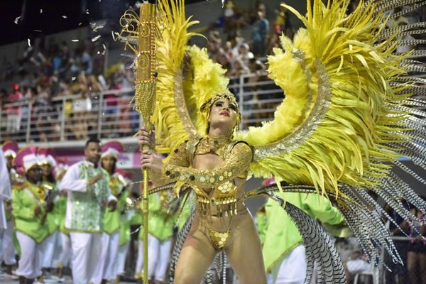 A Imperatriz do Forte foi a sexta escola a desfilar no Sambão do Povo por Rodrigo Gavini