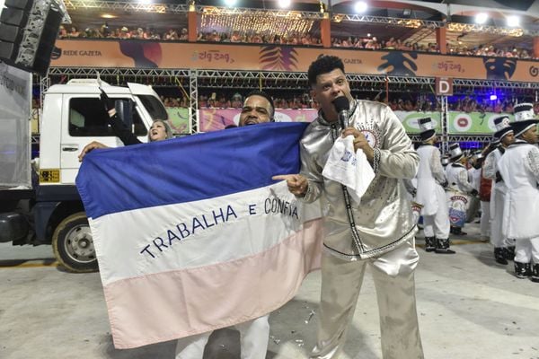 Bateria e samba da Boa Vista conquistam arquibancadas e camarotes por Vitor Jubini