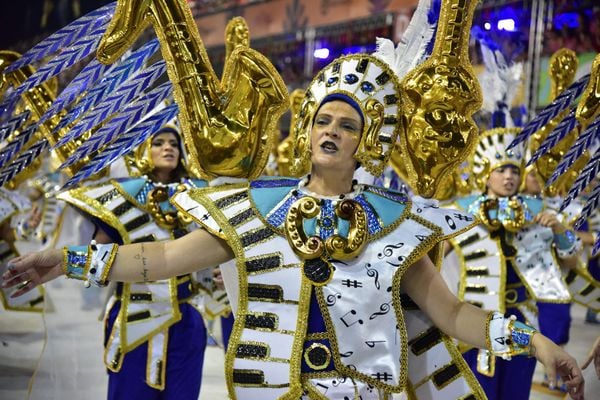 Bateria e samba da Boa Vista conquistaram arquibancadas e camarotes por Rodrigo Gavini