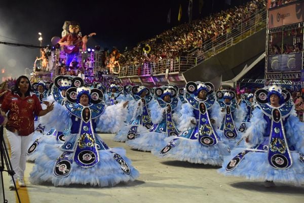 Bateria e samba da Boa Vista conquistaram arquibancadas e camarotes por Rodrigo Gavini