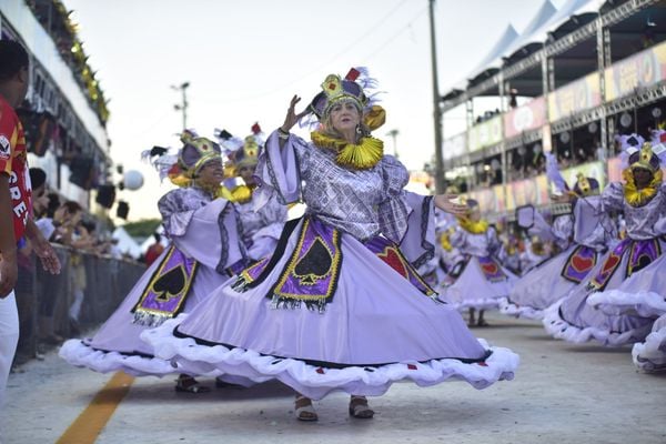 Desfile da escola de samba Unidos de São Torquato por Rodrigo Gavini