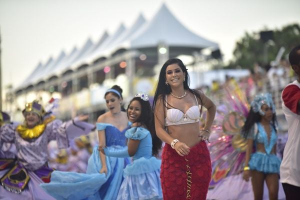 Desfile da escola de samba Unidos de São Torquato por Rodrigo Gavini
